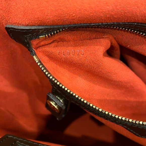 Authentic Louis Vuitton Ebene Manosque GM Damier Tote Bag - Picture 13 of 16